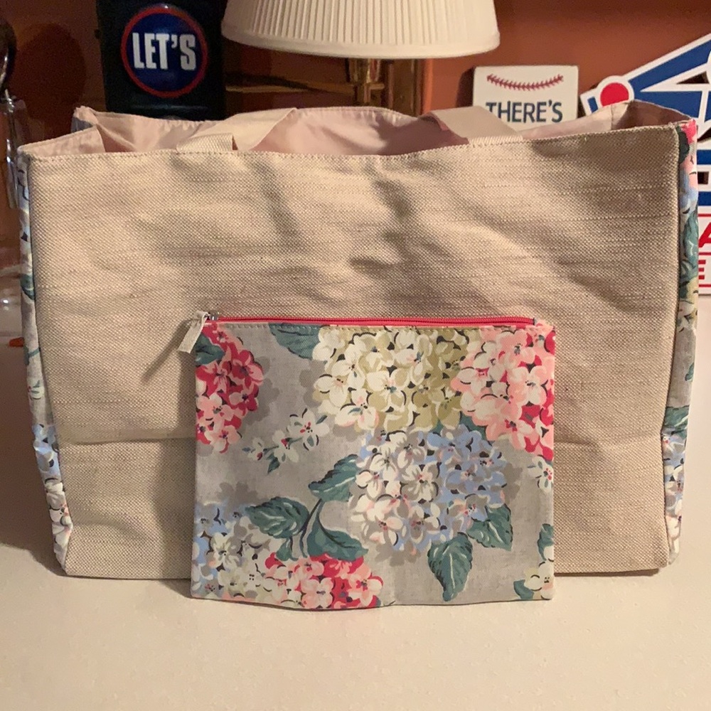 NWOT DSW tote bag and wallet set